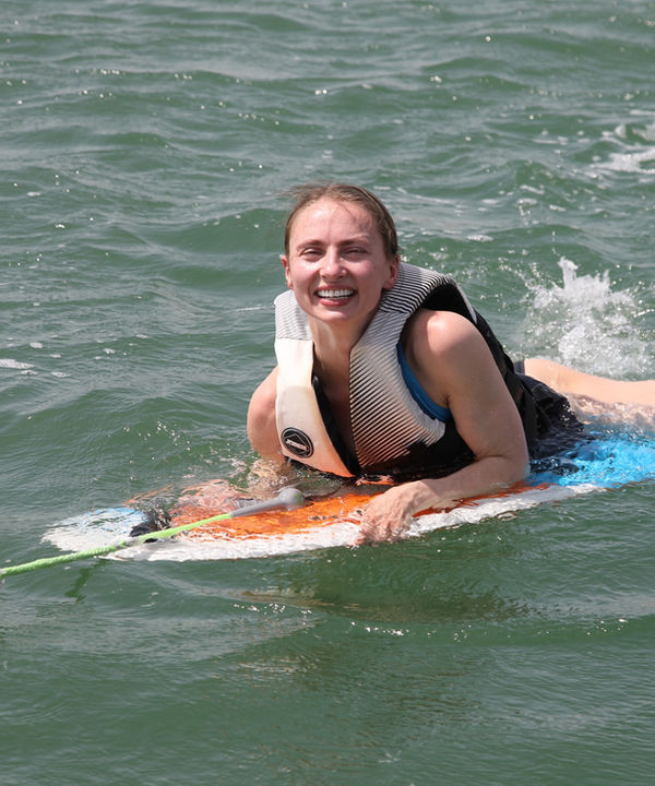 Happy faces after an amazing wakesurf experience near Yas Marina