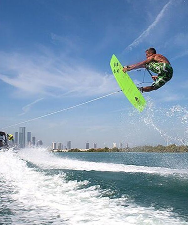 Eywoa wakeboarder goes high over Yas Island